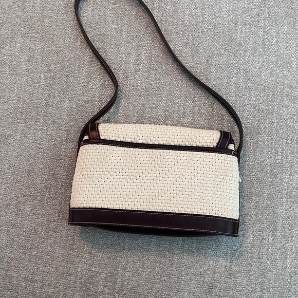 Brand new crossbody. - Picture 4 of 6